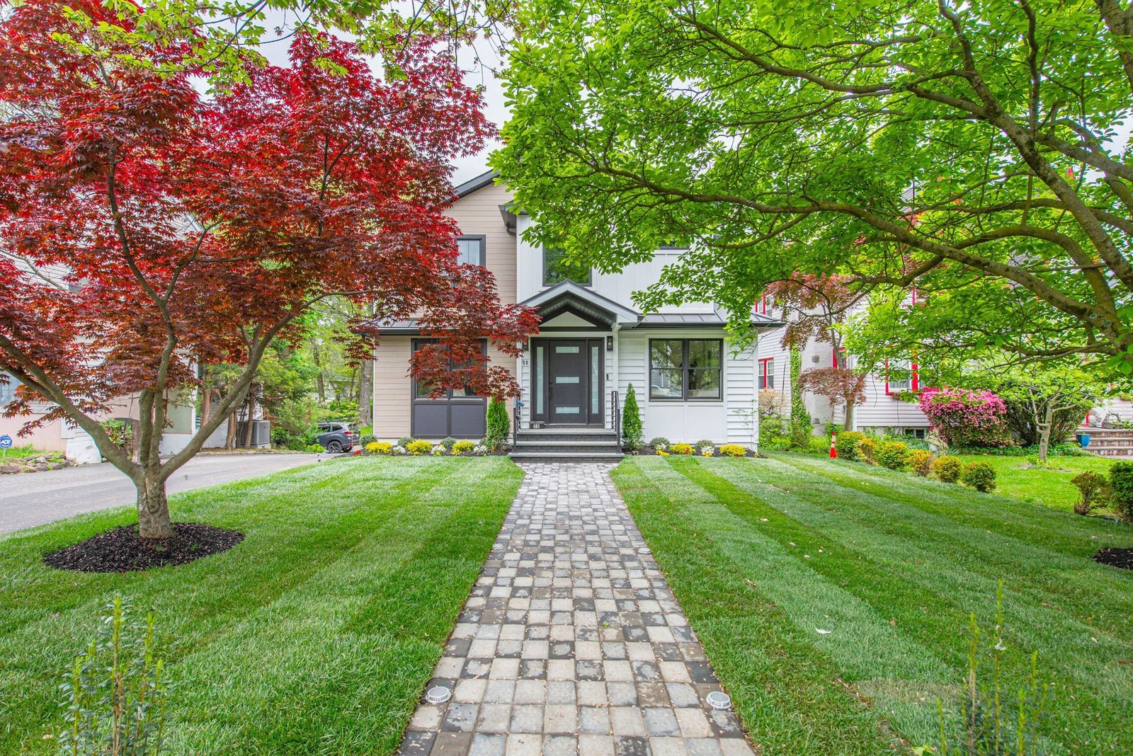 exterior-walk