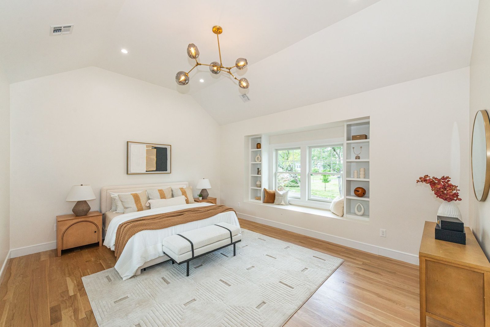 primary-bedroom